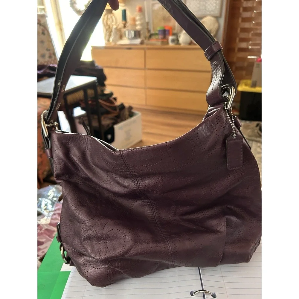 Coach Bag Purple Hobo Style Shape F19407‎